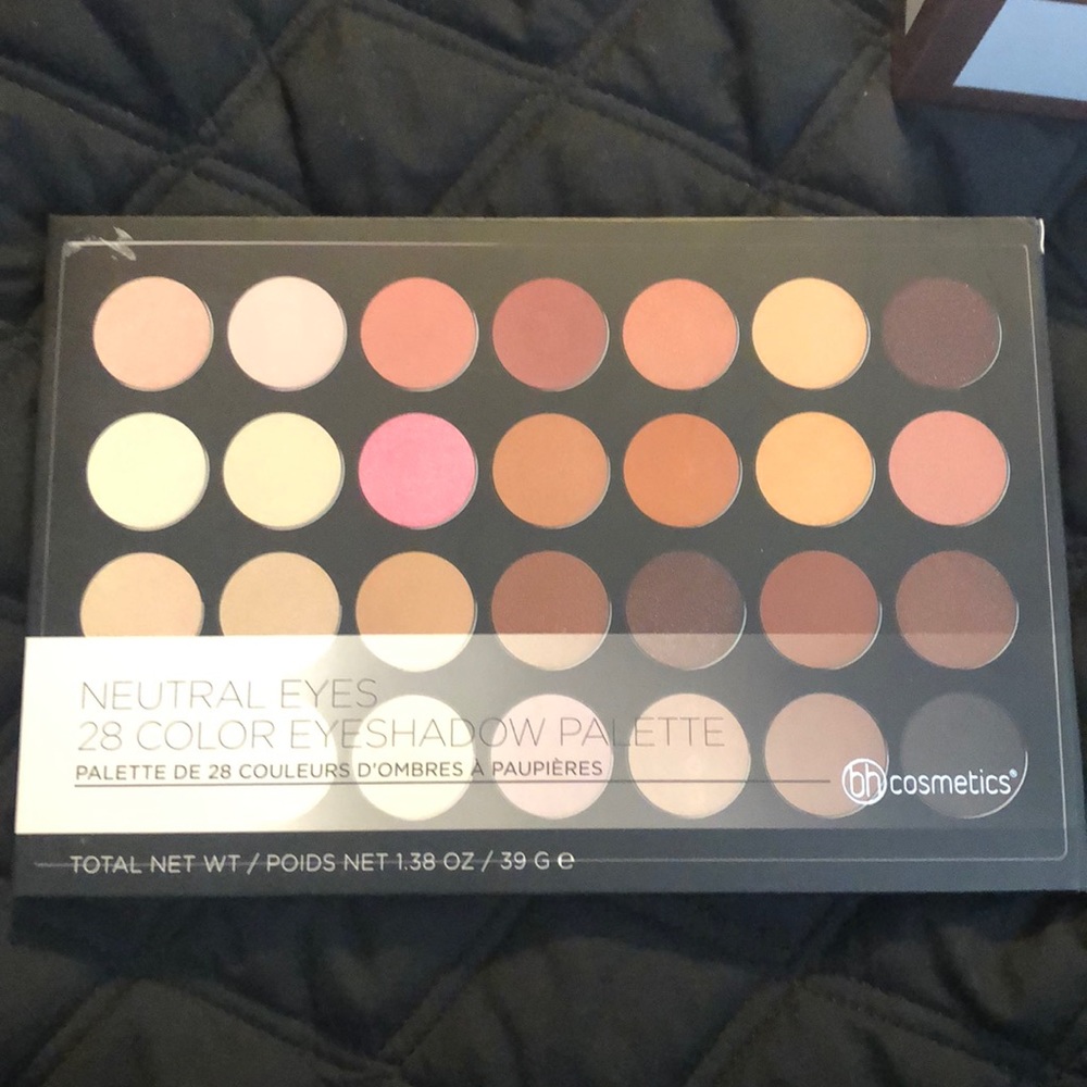 BH cosmetics eyeshadow palette